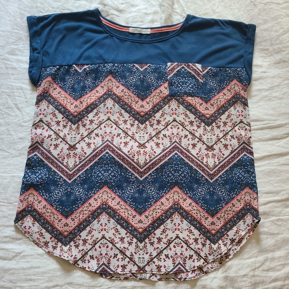 Rewind Women's Navy Boho Floral Roll-up Sleeves Lightweight Top - Picture 7 of 12